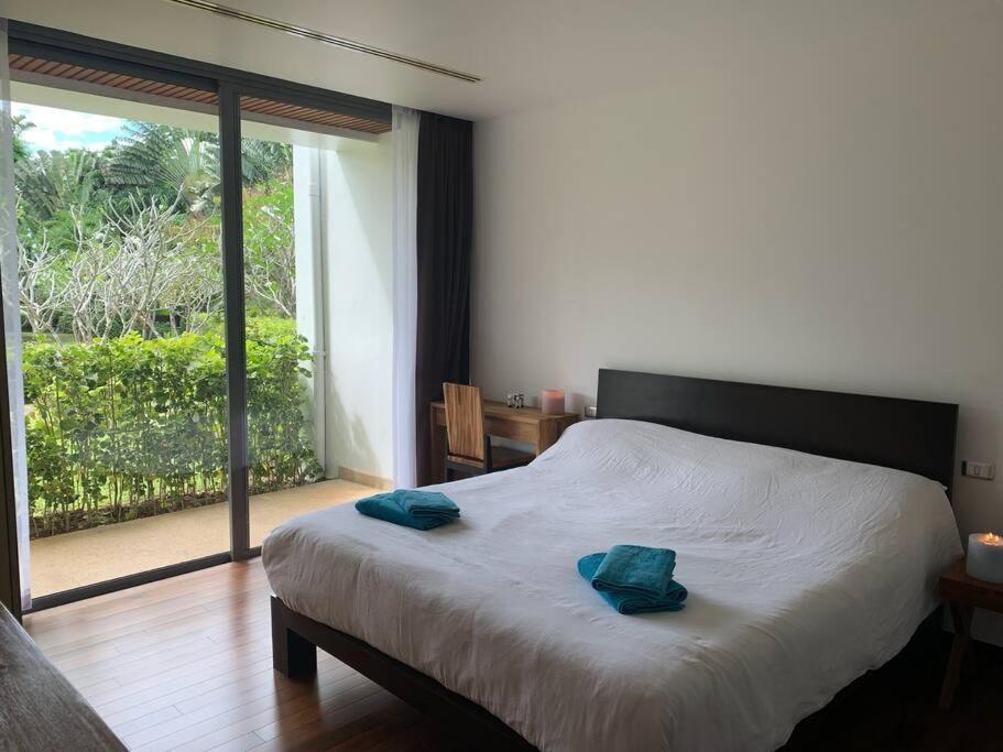 Stylish Apartment 5 Minutes Walk From Layan Beach Phuket Exterior photo